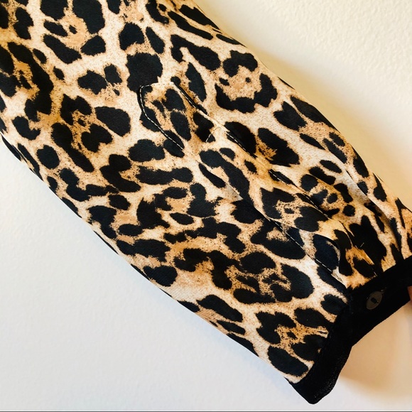 Zara Basic Leopard Print Button Blouse Small - Picture 9 of 11